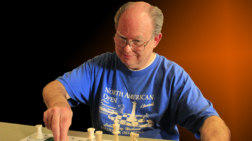 PHOTO OF CHESS EXPERT TOM PATTON - PHOTO AND GRAPHICS BY JIM HOLLINGSWORTH